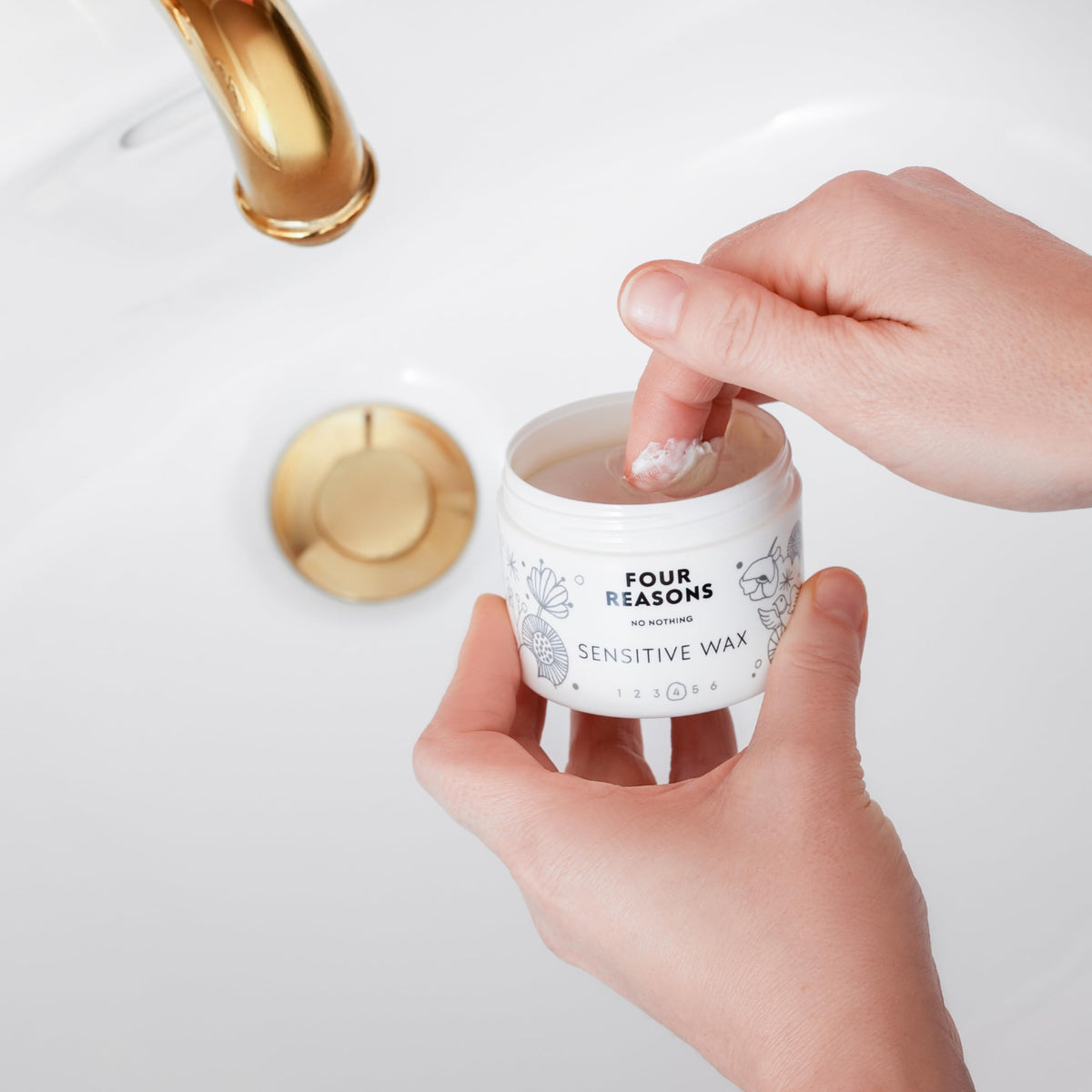 No Nothing ingredient label close-up highlighting carnauba and bamboo benefits