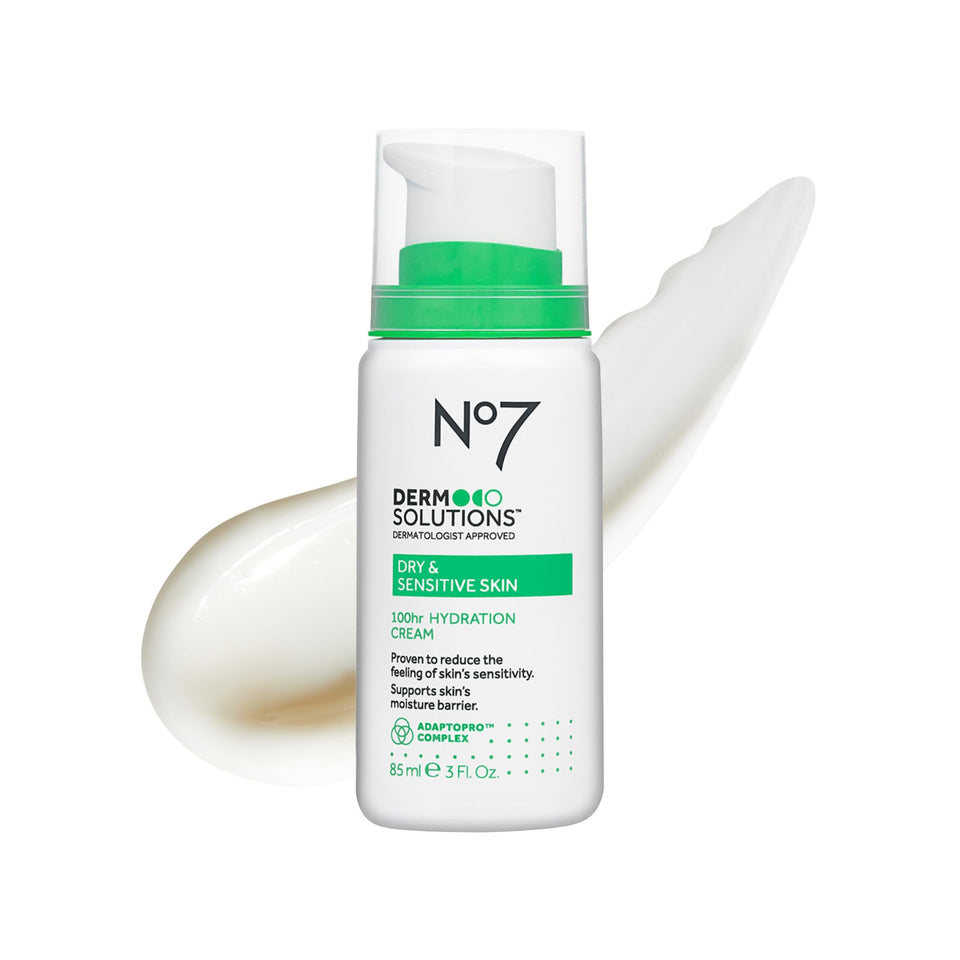 No7 front packaging showing jar and branding, clear product identity and trust
