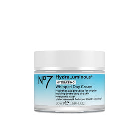 No7 jar front view showing branding and compact travel-friendly size benefit