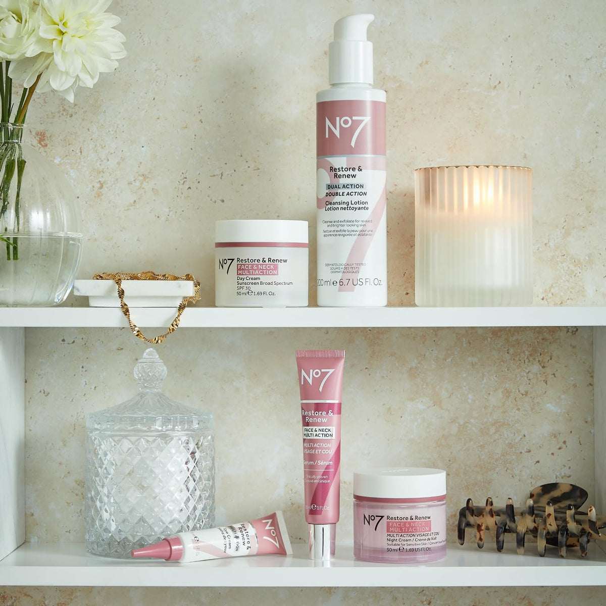 No7 ingredient label close-up highlighting AHA exfoliant and nourishing components