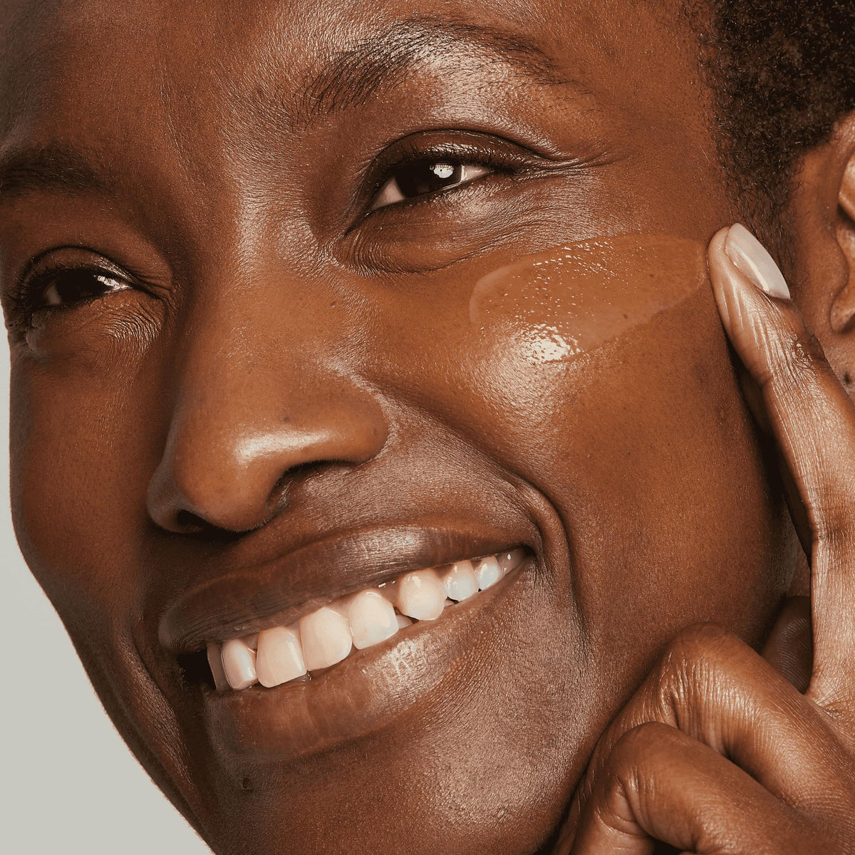 No7 serum texture on skin showing fast absorption and hydration