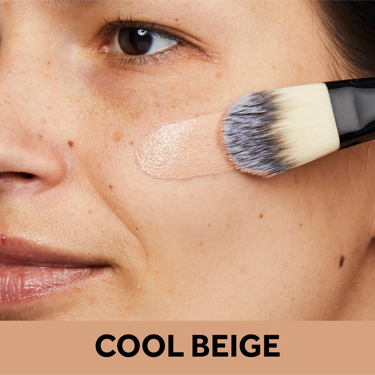 No7 pump dispense close-up showing smooth hydrating texture benefit
