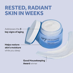 No7 serum drop closeup showing texture and absorbency for quick results benefit