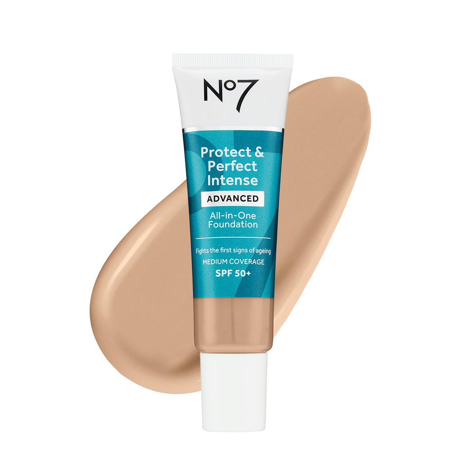 No7 front packaging showing Warm Ivory shade and compact benefits