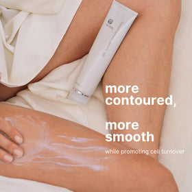 Nu Skin hyaluronic acid representation showing hydration benefit and moisture retention