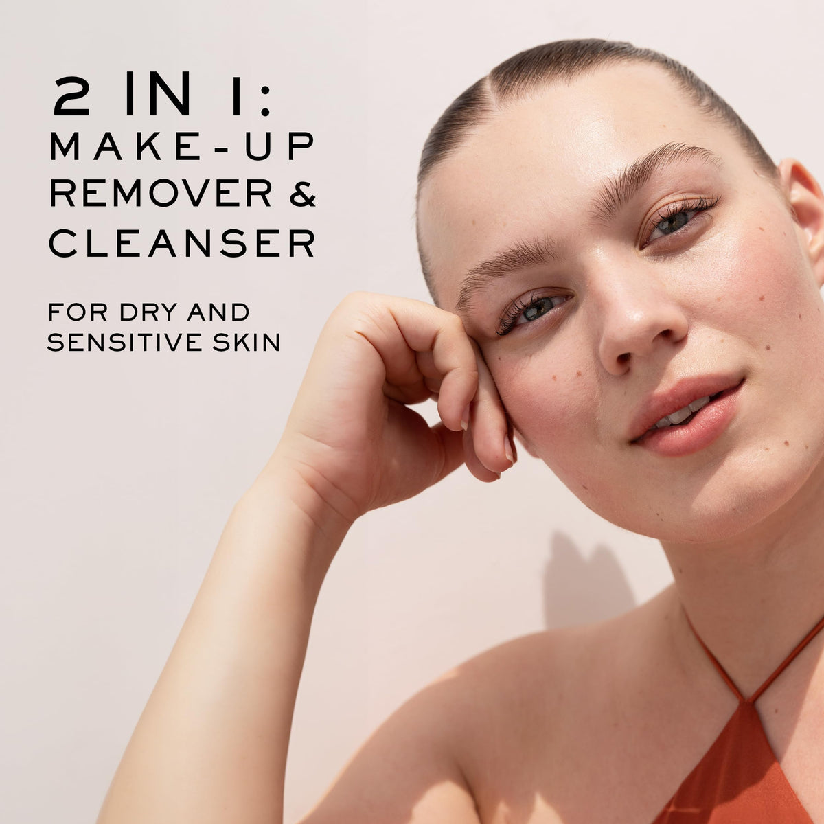 NUXE close-up of gel texture illustrating gentle cleansing action