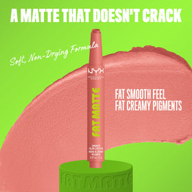 NYX PROFESSIONAL MAKEUP close-up of crayon tip showing smooth glide benefit