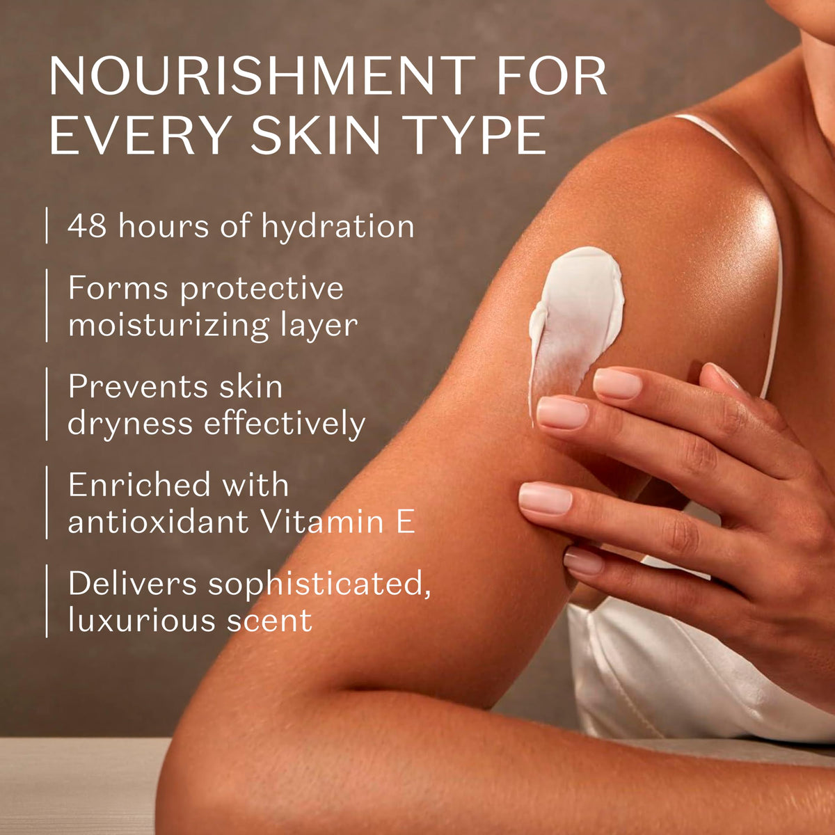 O BOTICARIO cream spread on hand demonstrating smooth hydration