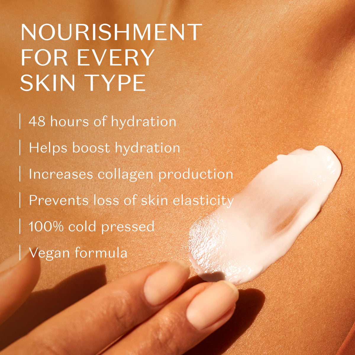 O BOTICARIO creamy lotion texture close-up demonstrating smooth absorption