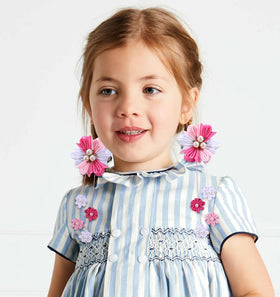 OAOLEER close-up of grosgrain ribbon texture, durable and soft for hair comfort
