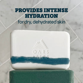 Oars + Alps bar in outdoor setting evoking fresh Aspen Air scent and invigorating feel