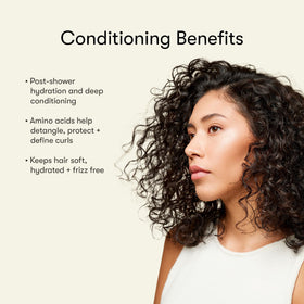 Odele leave-in applied to damp hair demonstrating detangling benefit
