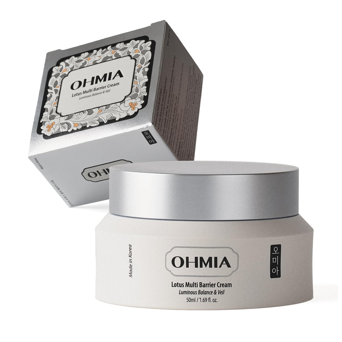 OHMIA balm-gel texture close-up melting into skin for fast absorption benefit