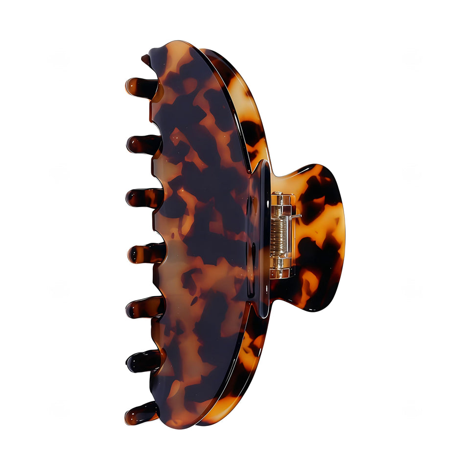 OideGuiing front view tortie claw clip showing glossy finish and secure hold