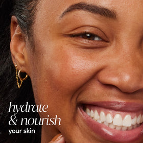 Ingredient visual with niacinamide text emphasizing Olay skin-smoothing support