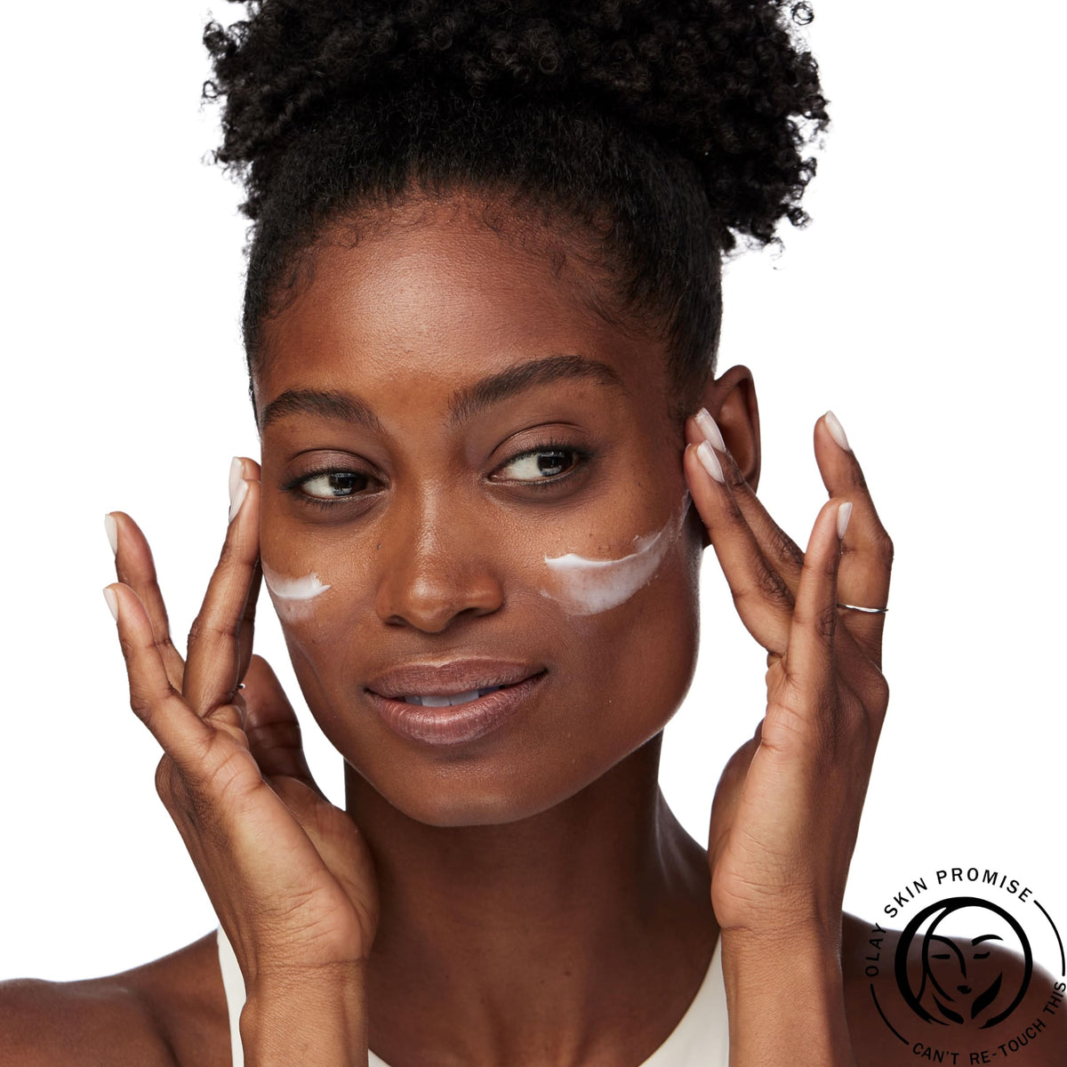 Olay ingredients label highlighting peptides and Vitamin B3 benefits