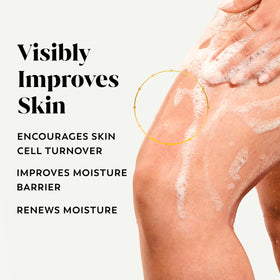 Olay close-up of rich creamy lather demonstrating moisturizing foam
