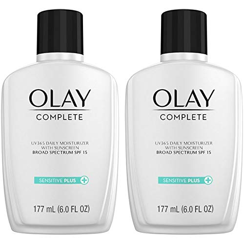 Olay close-up of moisturizer texture highlighting lightweight, non-greasy feel
