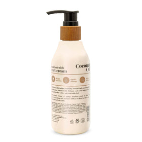 oliology curl cream close-up texture highlights creamy coconut-rich formula for smooth application