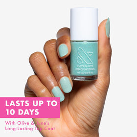Olive & June wide fan brush detail for smooth, quick coverage and neat edges
