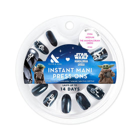 Olive & June 42 nails laid out showing 21 inclusive sizes for better fit