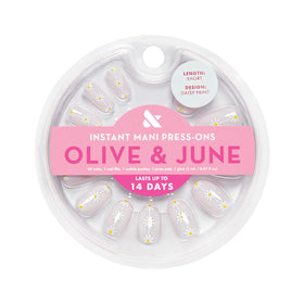 Olive & June display of 42 nails in 21 sizes for precise fit and customization