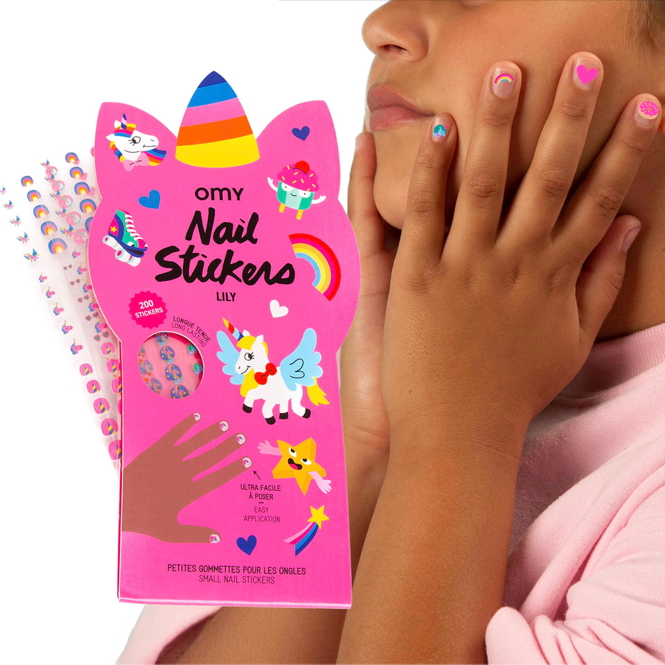 Omy pack front showing 200 unicorn stickers and colorful artwork for easy choice