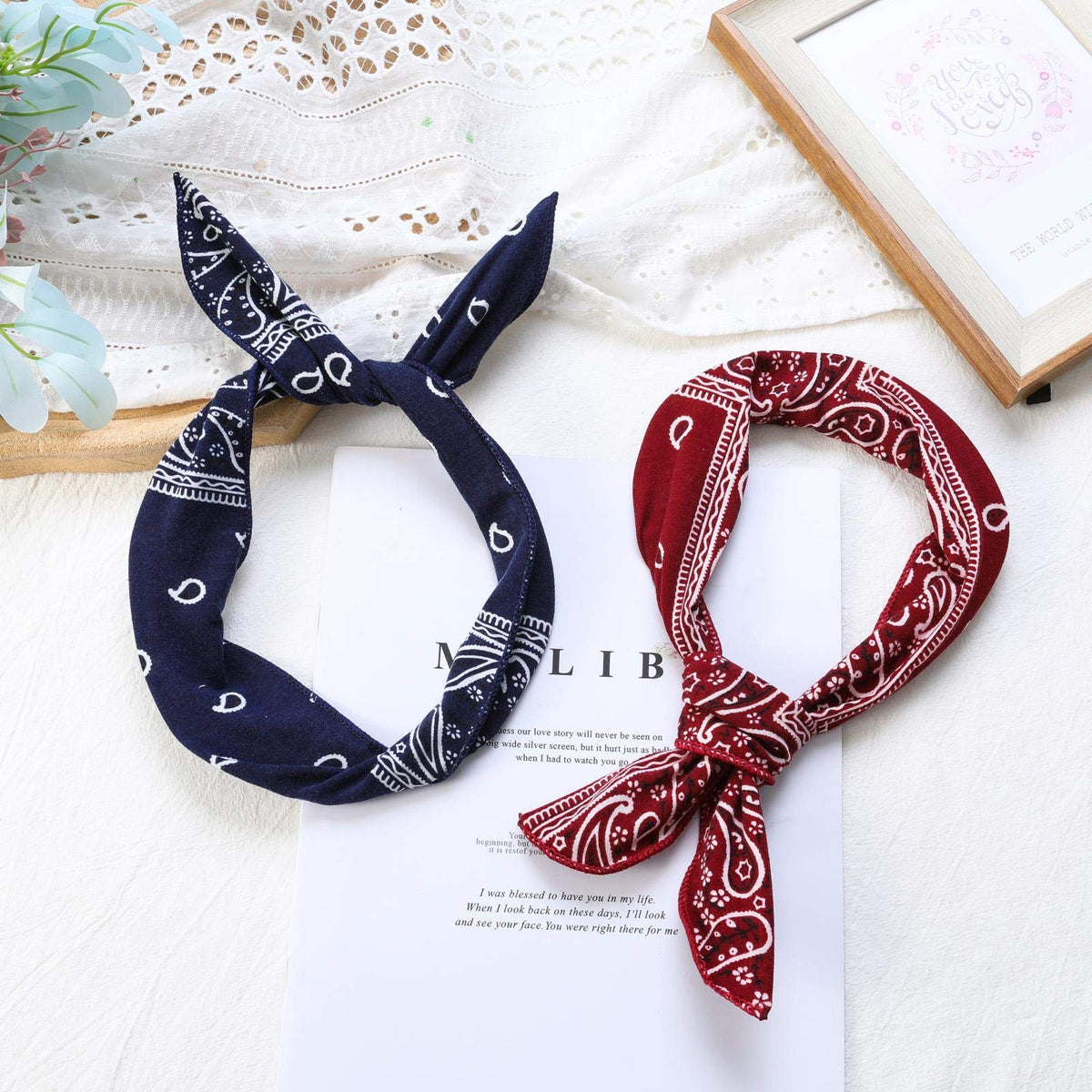 ONEYE twisted bow style demonstrating flexible shaping for fashion versatility