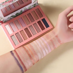 ONLYBETTER close-up of powder texture highlighting high pigment and smooth blendability
