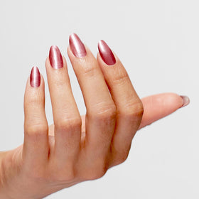 OPI painted nails with Chicago Champaign Toast showing salon shine