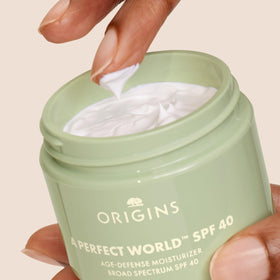 Origins white tea ingredient visual highlighting antioxidant benefit