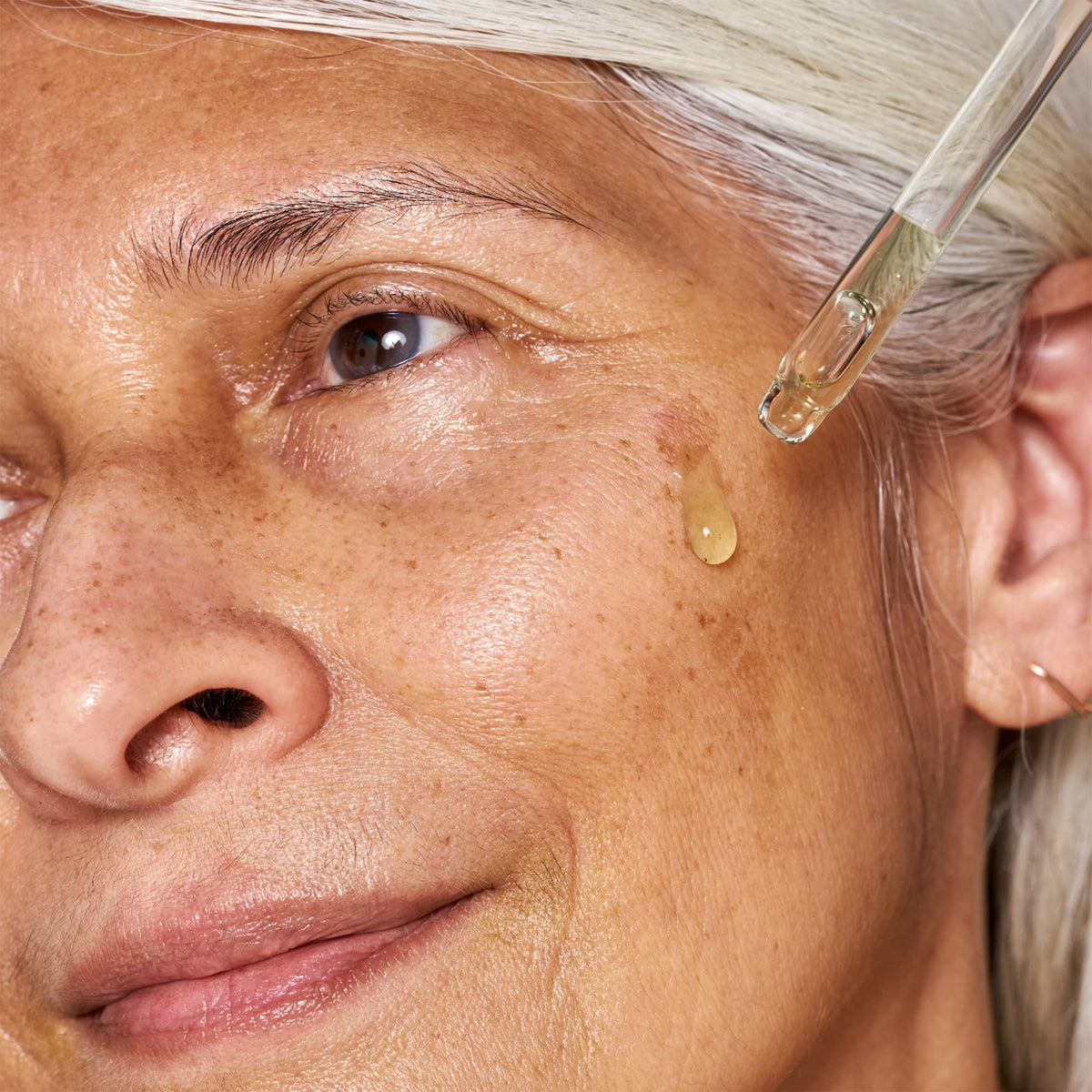 OSEA close-up Miru seaweed ingredient highlighting seaweed hydration benefits