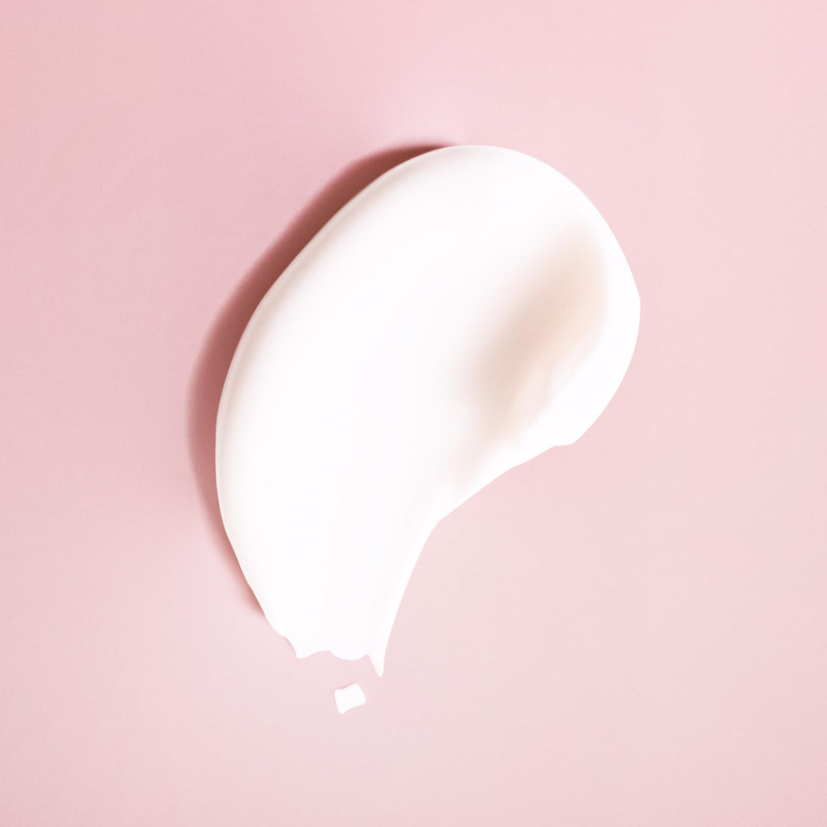 ouidad label highlighting Anti-Frizz Nano Technology and key claims