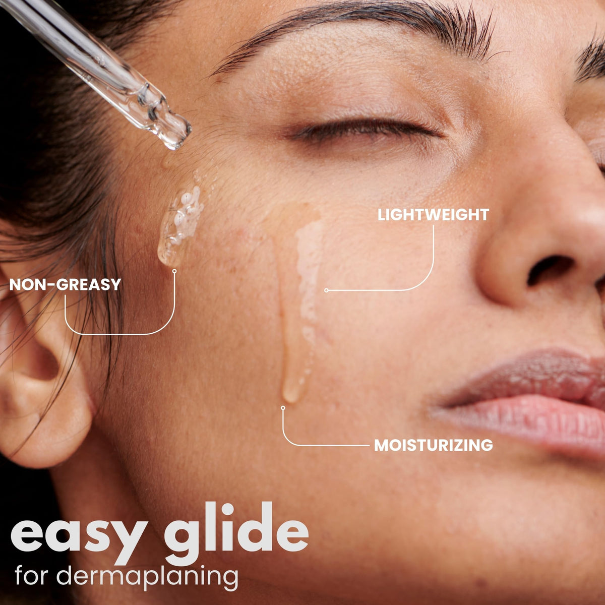 Ouiloe label ingredients close-up highlighting natural, non-comedogenic blend