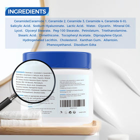 OUKEYA close-up cream texture demonstrating lightweight absorption benefit