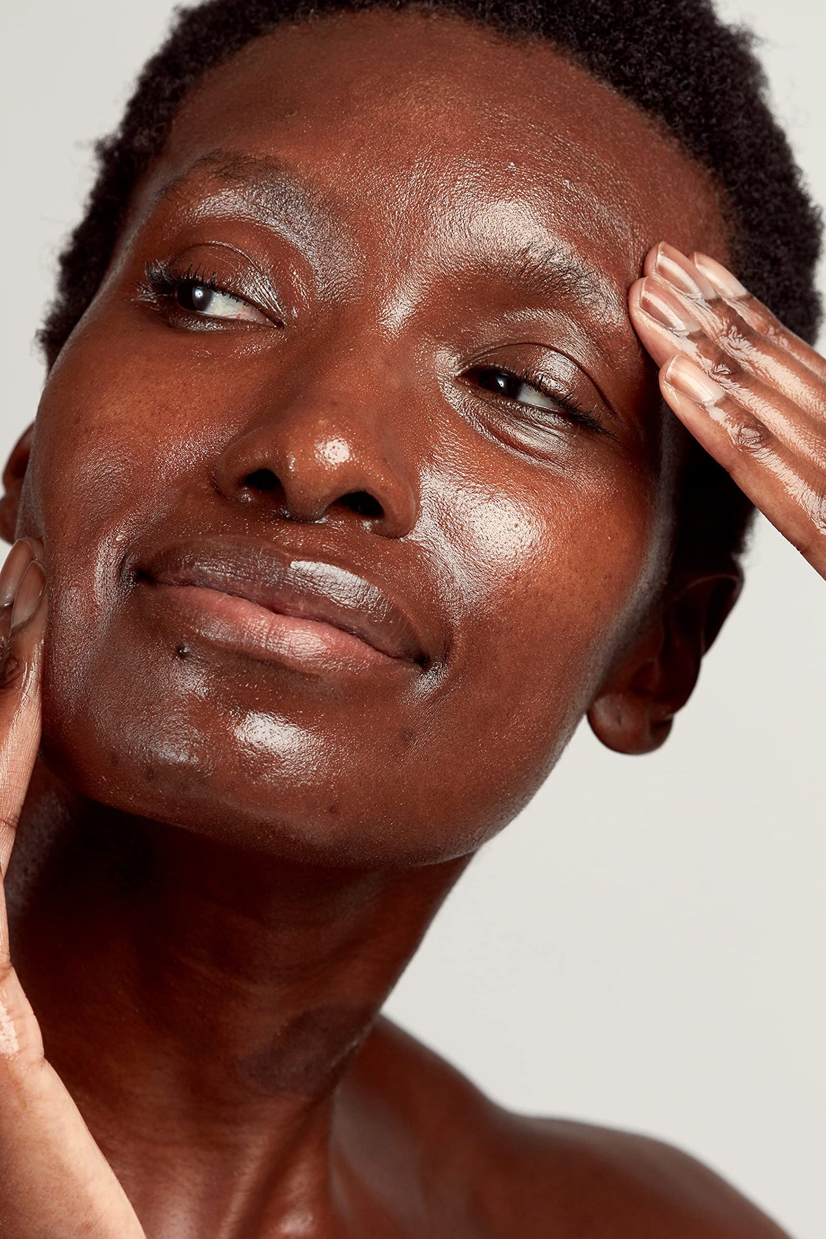 PAI SKINCARE application on hand demonstrating easy makeup removal and comfort