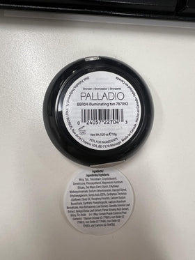 Palladio bronzer lifestyle summer look on model showing natural sun-kissed radiance
