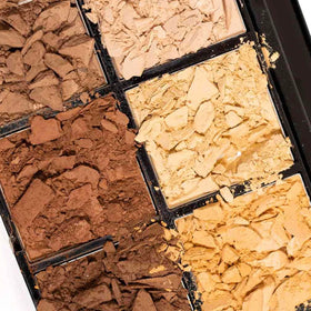 Palladio palette in handbag lifestyle shot for everyday portability and touch-ups