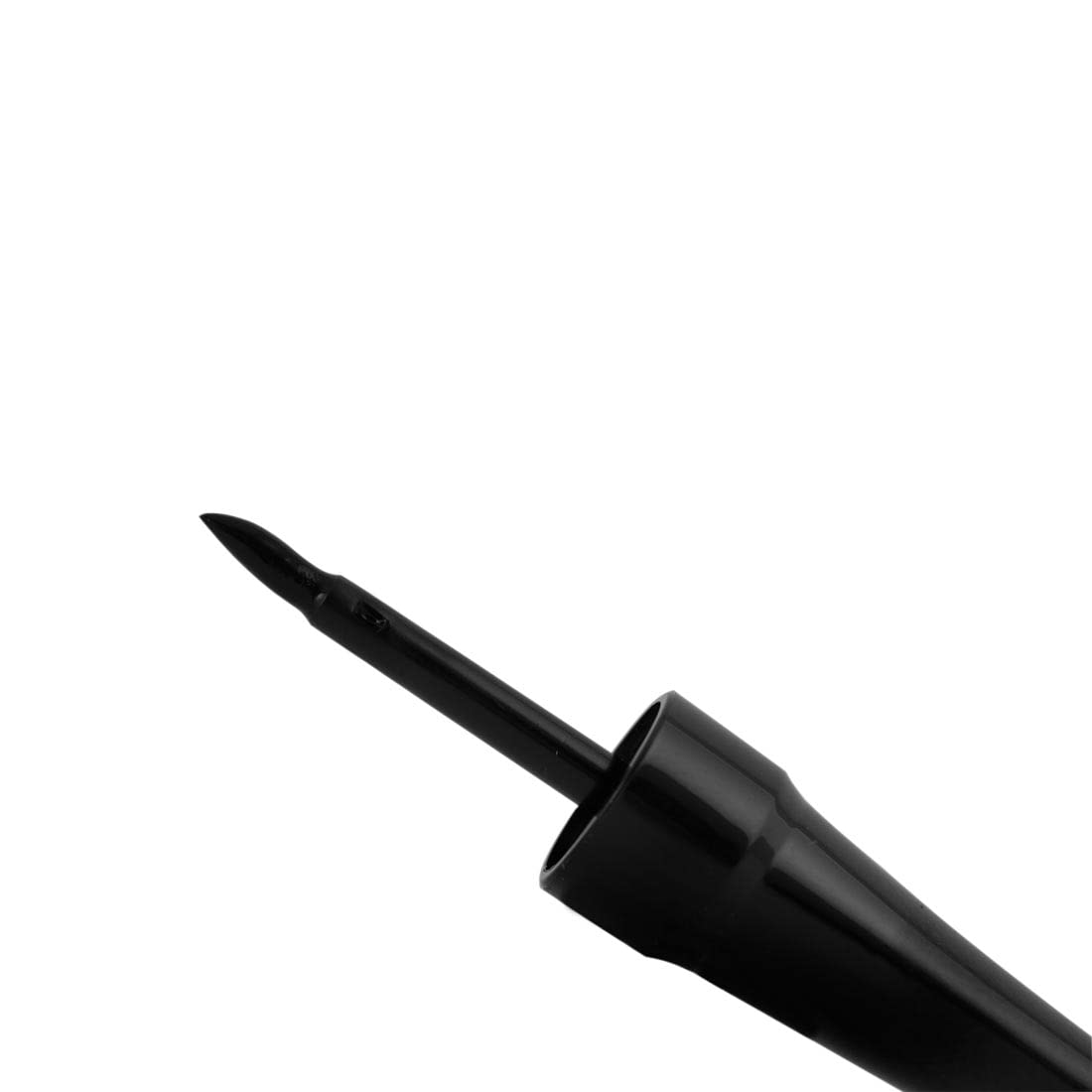 Palladio easy-grip wand detail offering steady hold for neater application