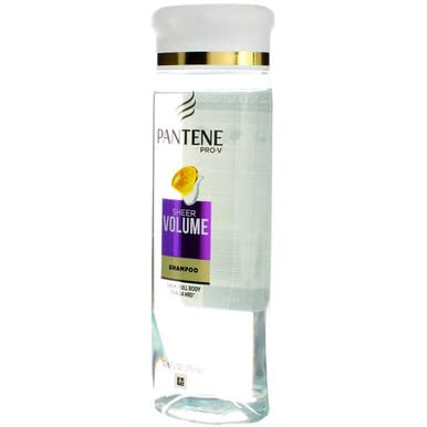 Pouring Pantene shampoo into palm to show consistency and easy dosing