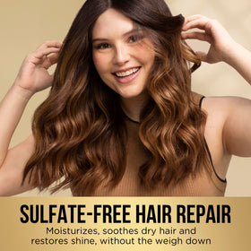 Pantene conditioner creamy texture demonstrating hydration and softness