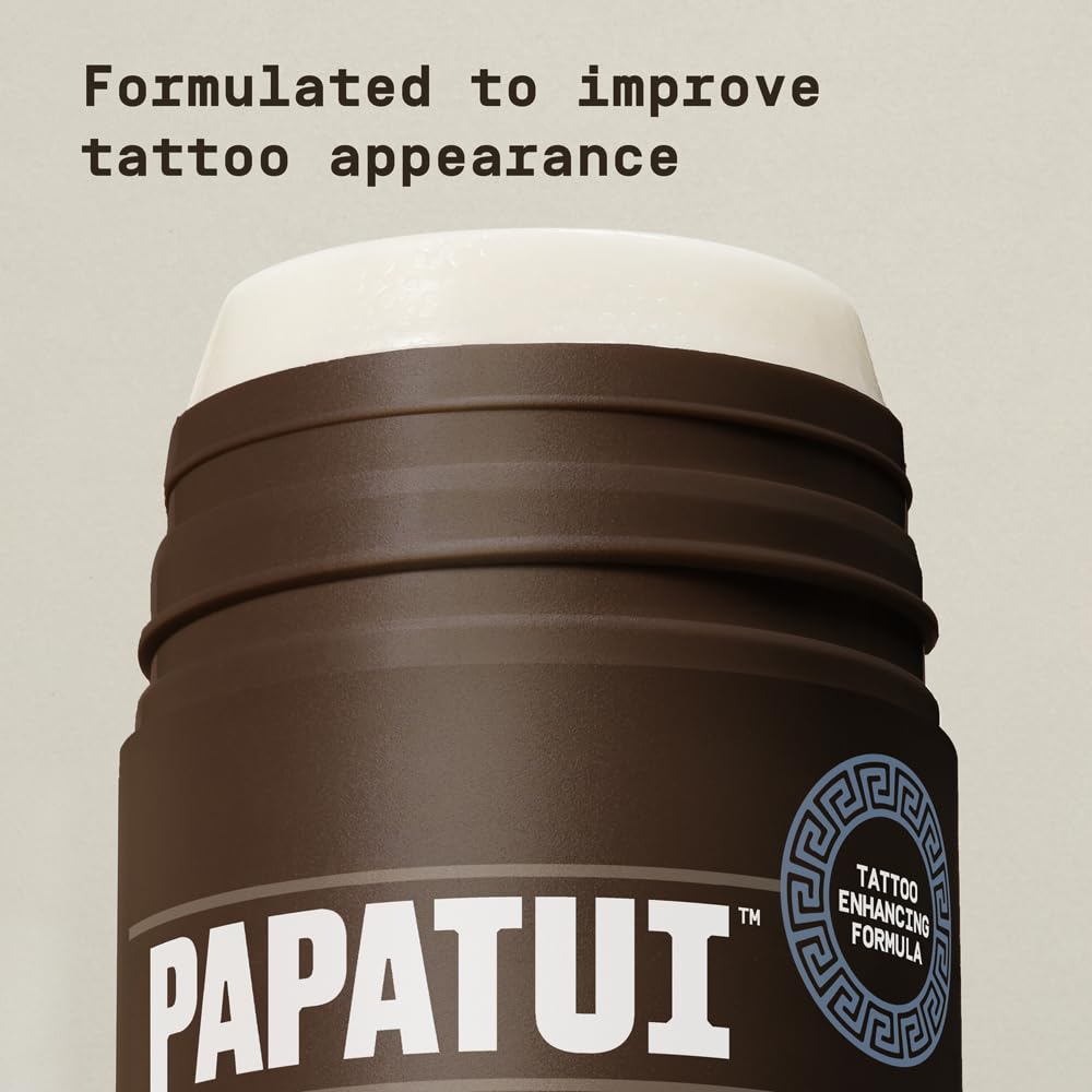 PAPATUI being applied to tattooed arm demonstrating precise mess-free hydration