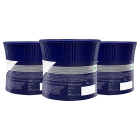 Parachute Advansed open tube texture close-up highlighting smooth coconut cream