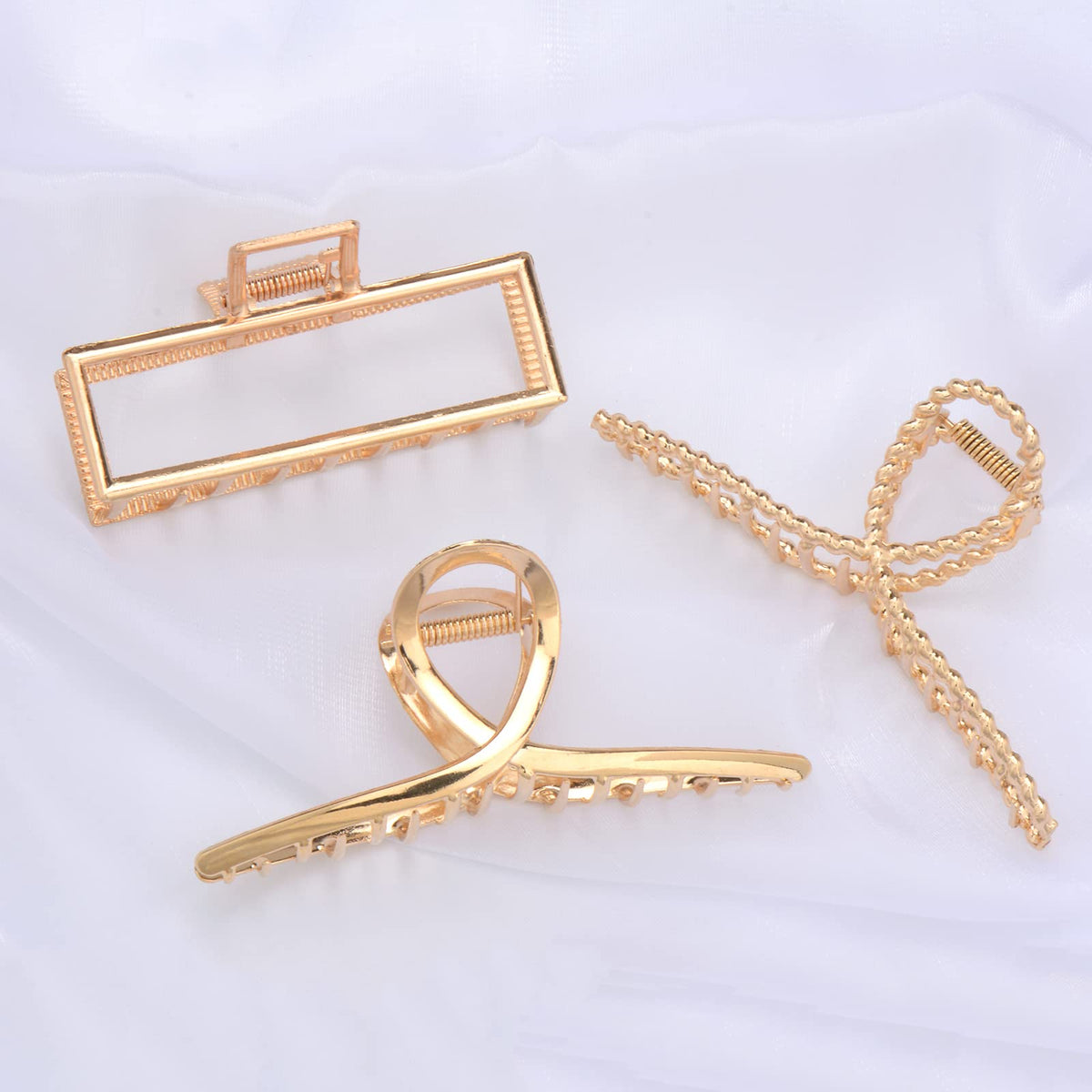 Parcce clips on a desk beside cosmetics showing everyday convenience