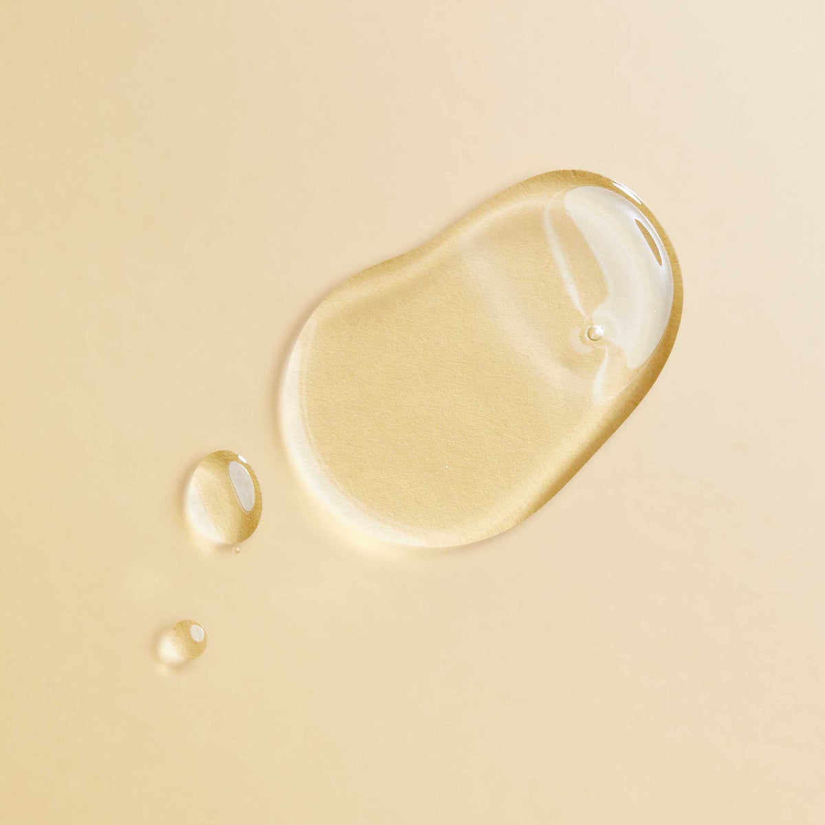PATTERN ingredients flatlay featuring oils that boost moisture and shine