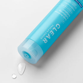 Paula's Choice close-up of liquid texture for lightweight absorption
