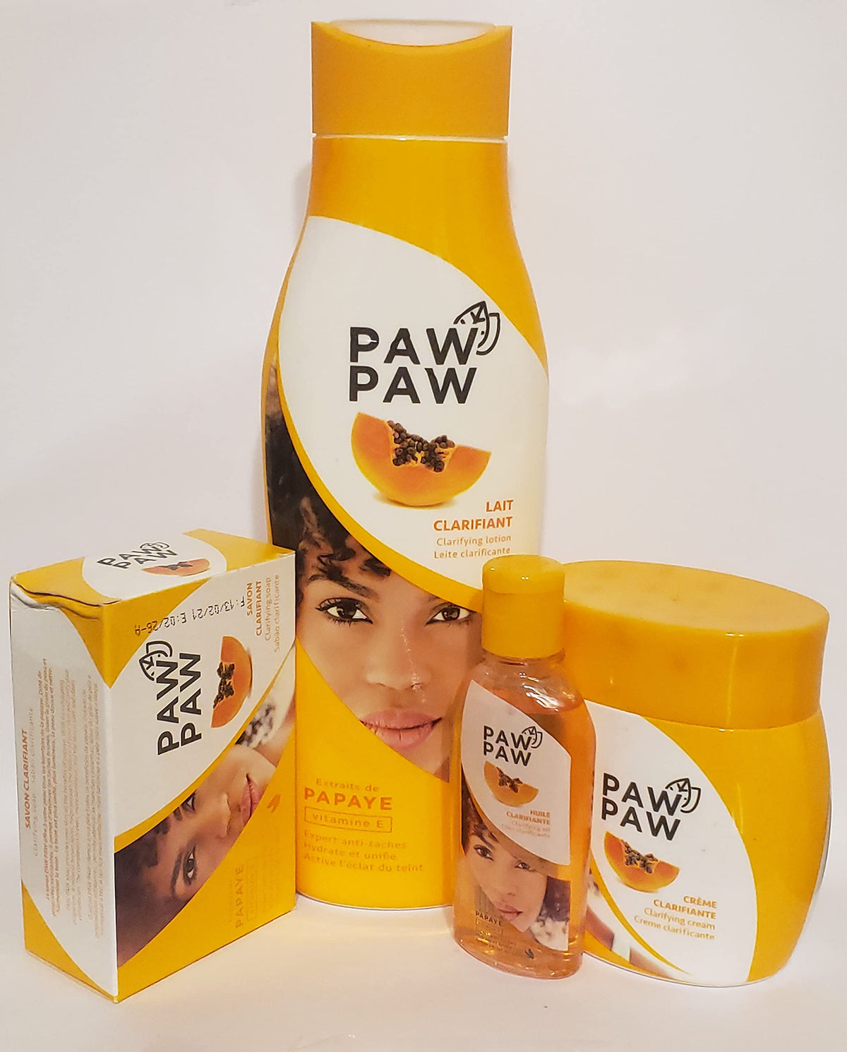 PAWPAW kit front packaging showing hygienic, travel-friendly design and convenience