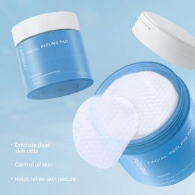 Persbeay hygienic tweezers lifting a pad from the airtight jar to prevent contamination