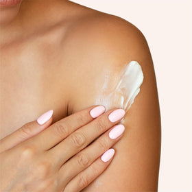 Petal Fresh argan oil close-up bottle emphasizing antioxidant nourishment benefit