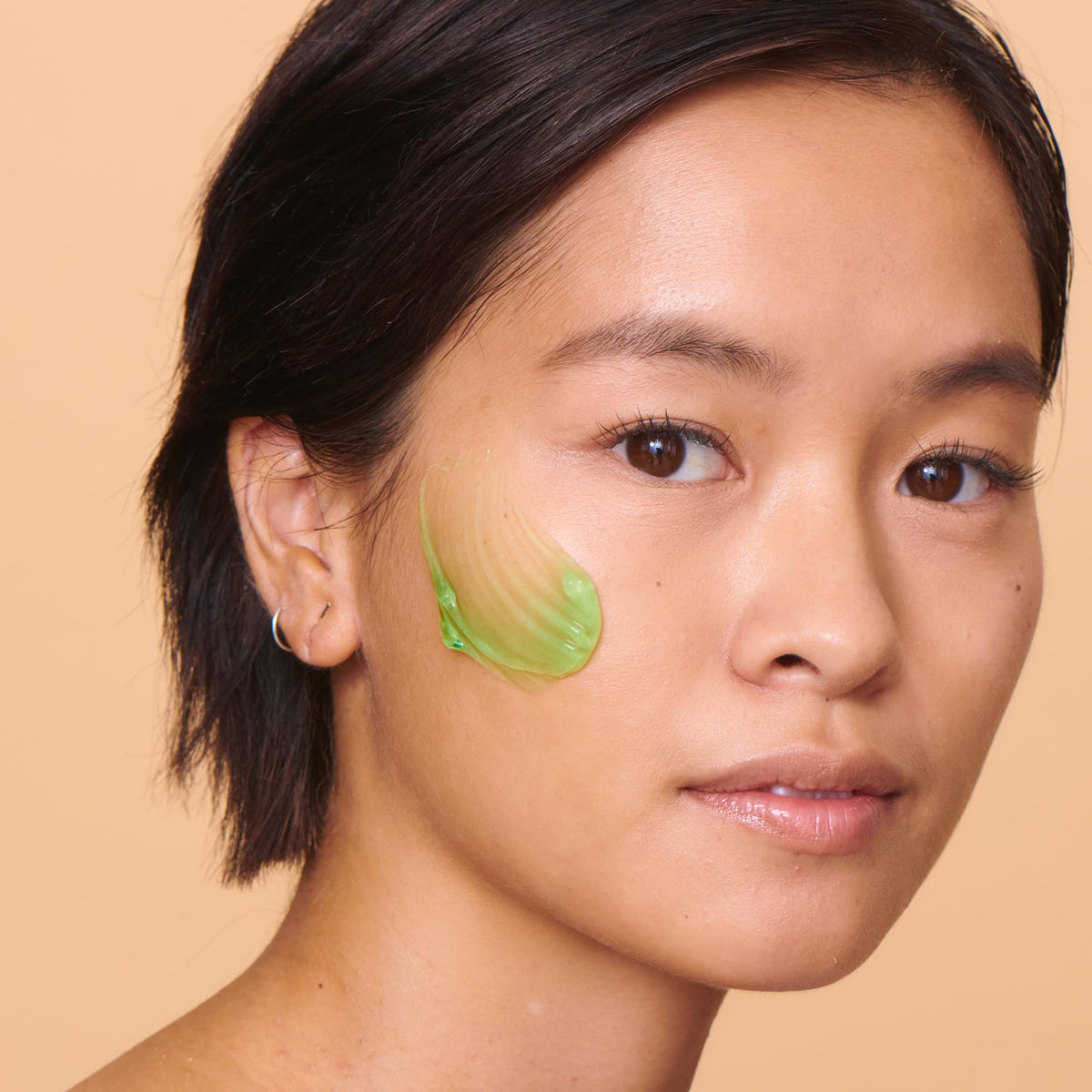 Peter Thomas Roth mask applied on face demonstrating soothing benefit